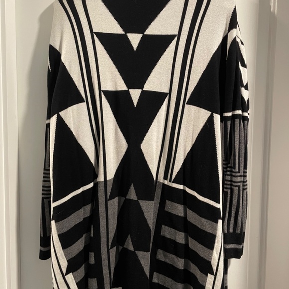 Cardigan - Picture 2 of 2